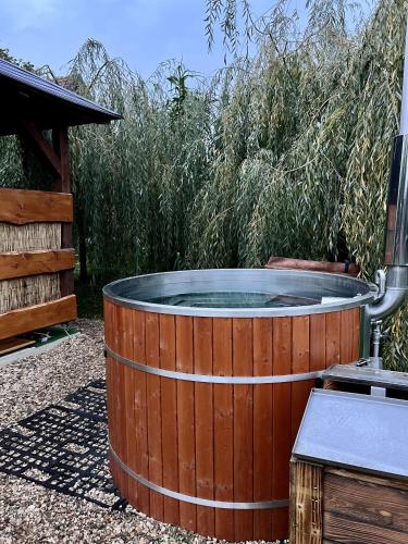 Domek u rybníka (Domek u rybnika) in Bela Pod Bezdezem