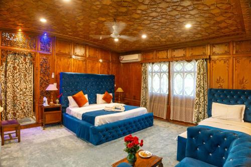 Wangnoo Heritage Houseboats photo 2