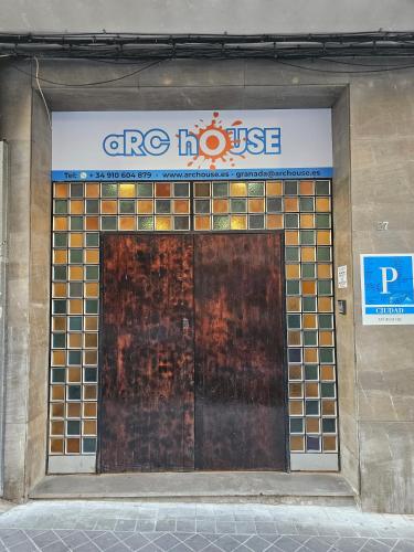 Hotellet från utsidan, Arc House Granada in Granada