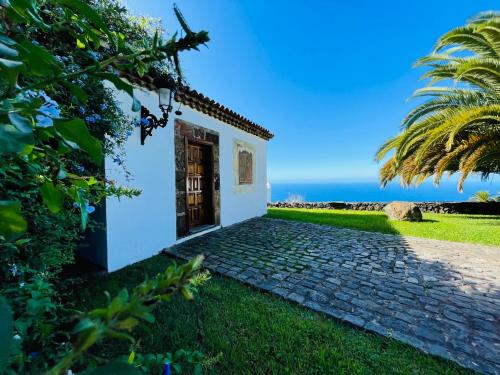 Casita con vistas al mar y sunsets en finca canaria