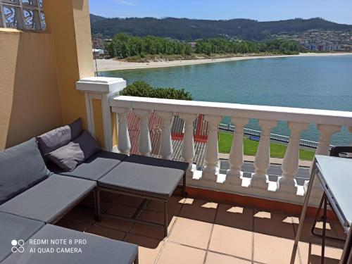  Casa da Costa - Piso con galería y terraza con vistas al mar in Cedeira