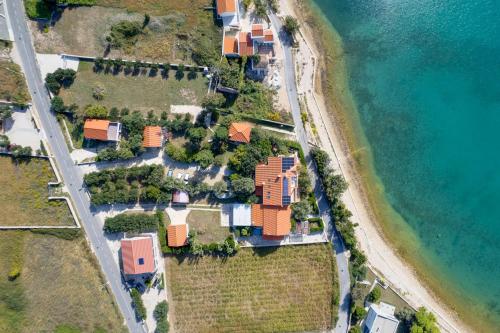  Apartments Villa Tereza in Skunca