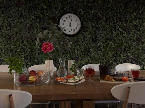 Food and beverages, 20Rooms in Helsinki-Vantaa Airport