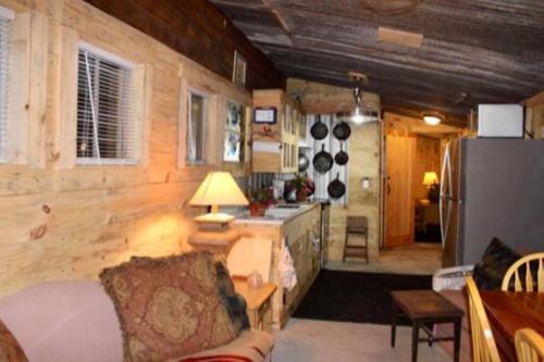 Southern comfort cabin in Ludowici