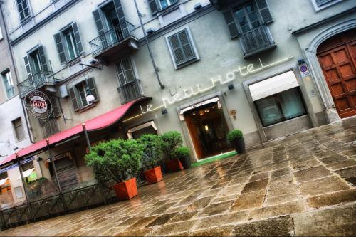 Le Petit Hotel - image 3