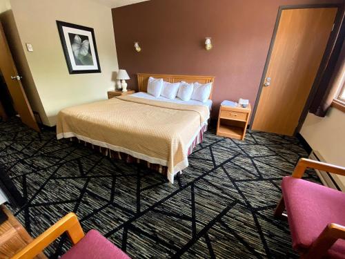 Woodland Inn & Suites