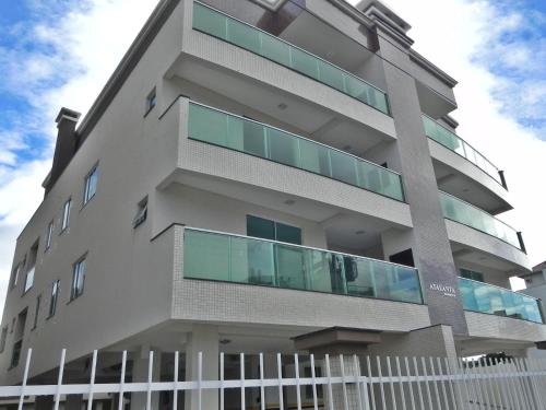 Apartment image 4