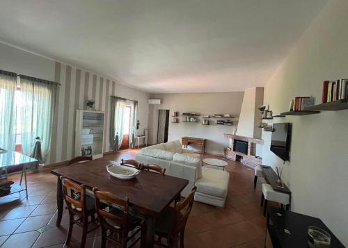  Villa confortevole con vista sul golfo in Ercolano
