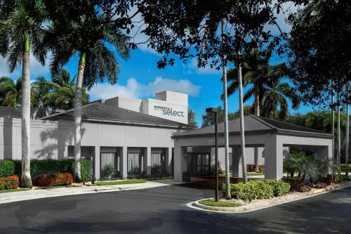 Exterior view, Sonesta Select Boca Raton Town Center in Boca Raton (FL)