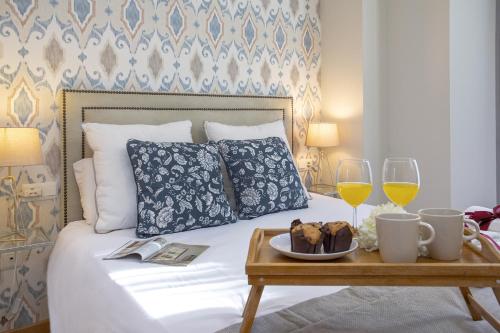 -MalagaSunApts- Luxury Flat Victoria - Tap to explore photos