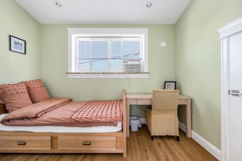 Three bedrooms brand new laneway house near public transit in Vancouver, Canada