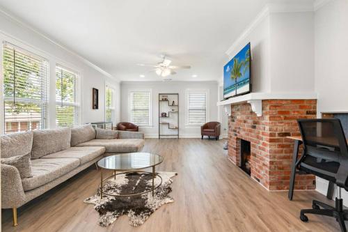 Charming Townhouse in Downtown Waco!