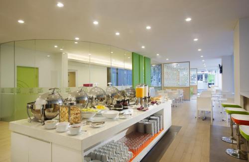 Restaurante, Zest Bogor by Swiss-Belhotel International in Bogor