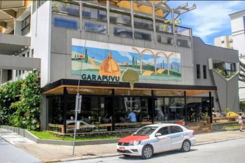 Étterem, Localização excepcional! (Localizacao excepcional!) in Itacorubi