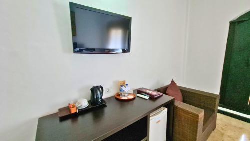 Deluxe Double or Twin Room image 10