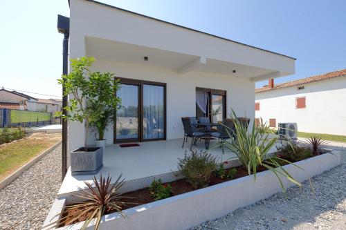 House Bronzin by Istra Vacation in Barat
