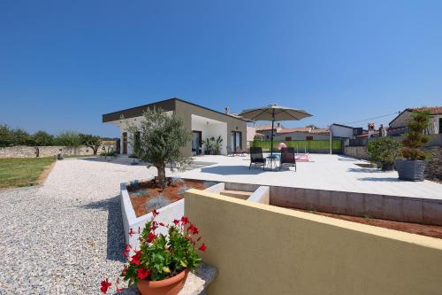 House Bronzin by Istra Vacation in Barat