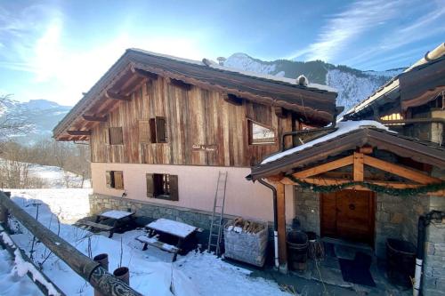 Grand chalet 6 chambres à 3 min des pistes des 3 Vallées - Location, gîte - Les Belleville