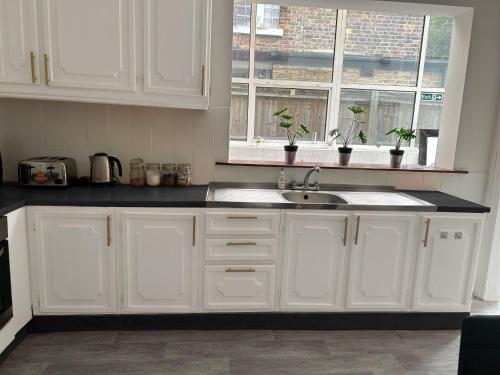 Balham, South London Spacious Guest House 5, 6 rooms available, Londýn (fotografie 10)