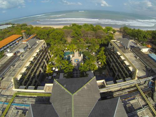 Unterkunft von außen, Kuta Paradiso Hotel in Bali