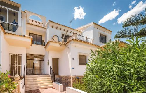 2 Bedroom Beautiful Apartment In Rojales