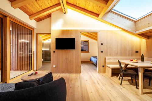 Two-Bedroom Superior Apartment