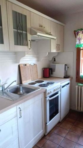 Iekārtas, Holiday home in Jestrabi v Krkonosich 2207 in Jestřabí v Krkonoších
