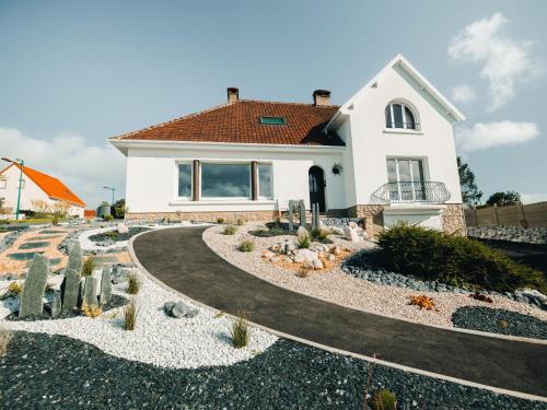 AU COIN DE PARADIS - Suite balnéo (AU COIN DE PARADIS - Suite balneo) in Samer