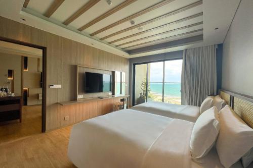 Presidential Suite with Private Pool