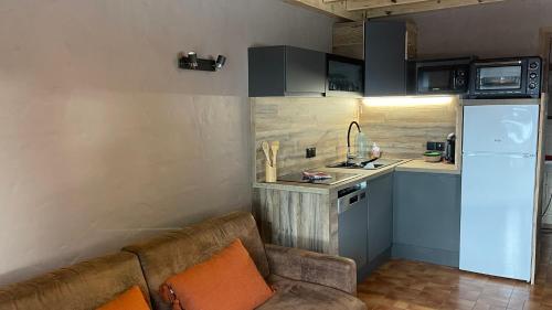 APPARTEMENT PLEIN SUD AUX SAISIES N°6