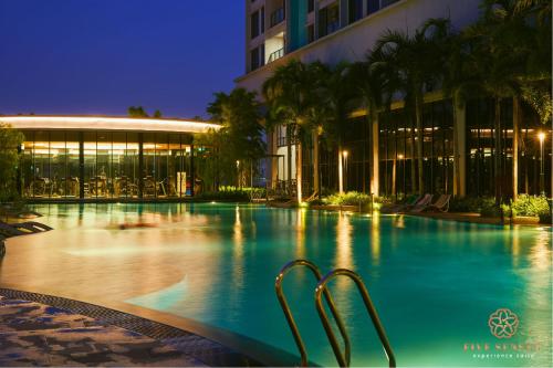 Trion Kuala Lumpur by Five Senses - 수영장