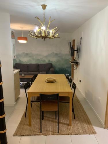 Vendégszoba, APPARTEMENT 3 CHAMBRES A LA MONTAGNE in St Michel De Maurienne