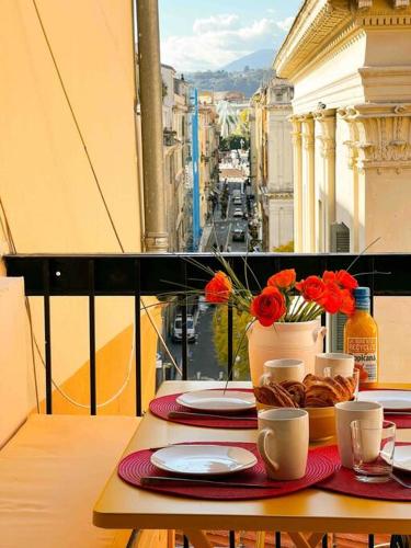 Beautiful Top Floor & Terrasse (Beach 1' walk), Nicea (zdjęcie 4)