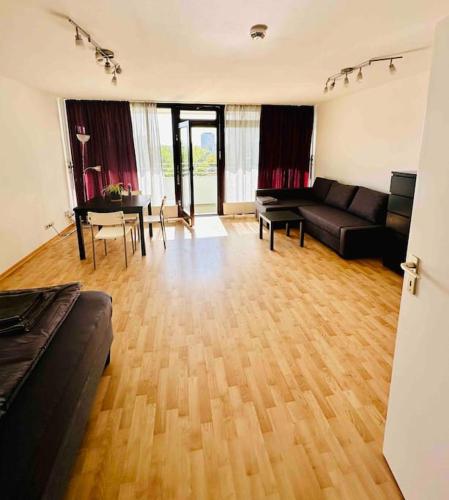 Schwabing-Studio great sunset view & balcony, Múnich (foto 6)