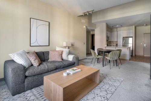 Létesítmények, Dublin 3br w pool spa nr bart groceries SFO-1459 in Dublin (Kalifornia)