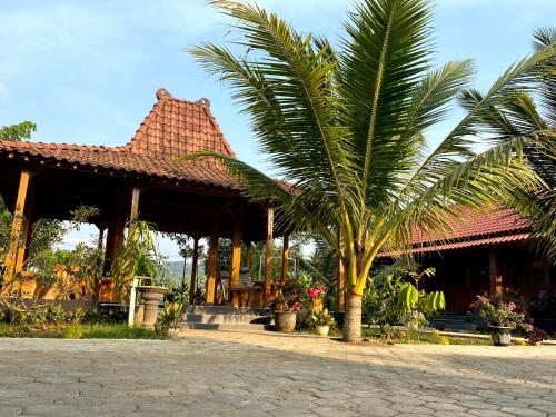 Adventure Turtle Homestay Meru Betiri in Kandangan