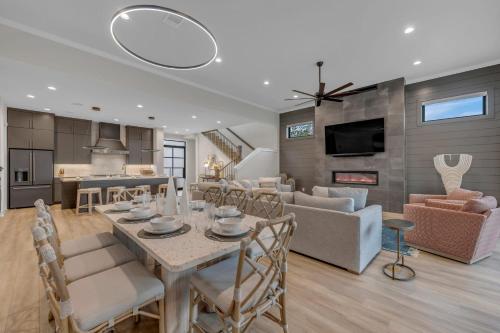LBJ Bliss Retreat Heated Pool Hot Tub Game Rooms in คิงส์แลนด์ (TX)
