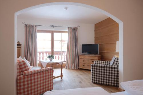 504143003 Hotel Maier zum Kirschner