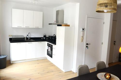 SLEEP INN - Palace Apartments - 2 Bedrooms, Amberes (foto 6)