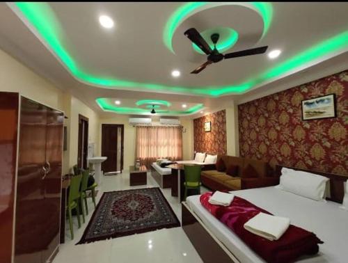 Hotel Royal Sunview - Kanai Chatta