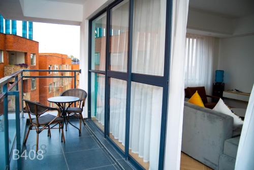 Laurel Living-2 Bedroom Apartment