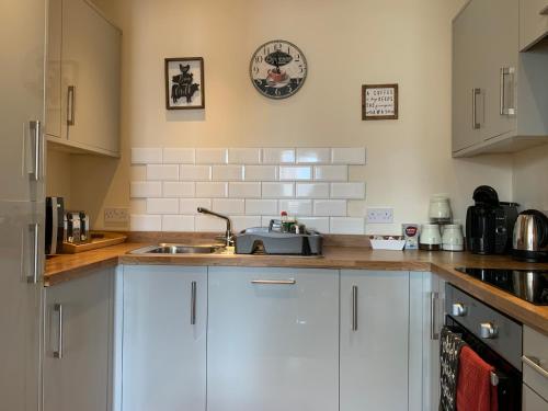 Market Place Serviced Apartments, Leek
