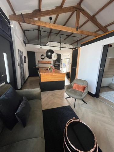  Luxury apartment sleeping 4-6 people with jacuzzi - Covale Studio One in Noordwijk