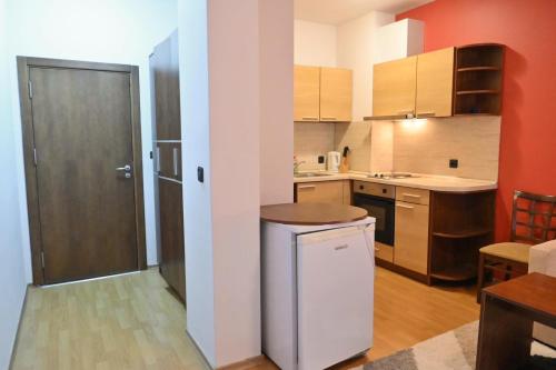 Studio with Balcony - 46A at Fortuna image 10