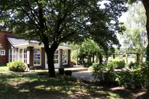 . Landhuis de heibloem