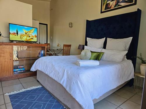 Getaway with mountain views, BBQs & hikes near Cradle of Humankind Getaway with mountain views, BBQs & hikes near Cradle of Humankind