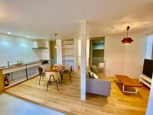 Villa Monica EAST in Chikusa