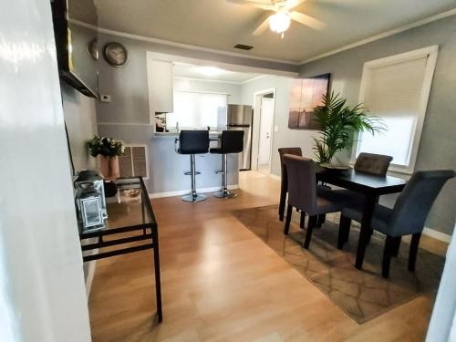 RIO1 · Comfortable 3Bd near RiverWalk/Airport-Zoo Tampa in Tampa, USA
