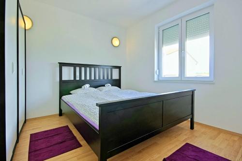 Three-Bedroom Apartment image 4
