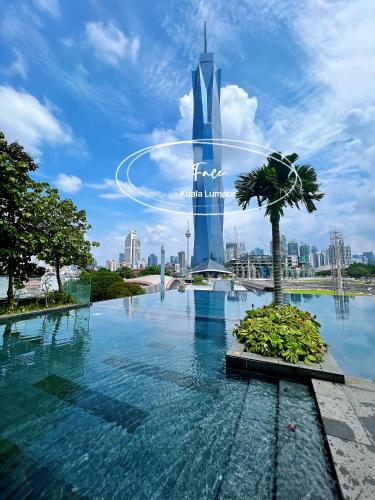 Face Malaysia Tallest Tower 118 in Kuala Lumpur, Куала-Лумпур